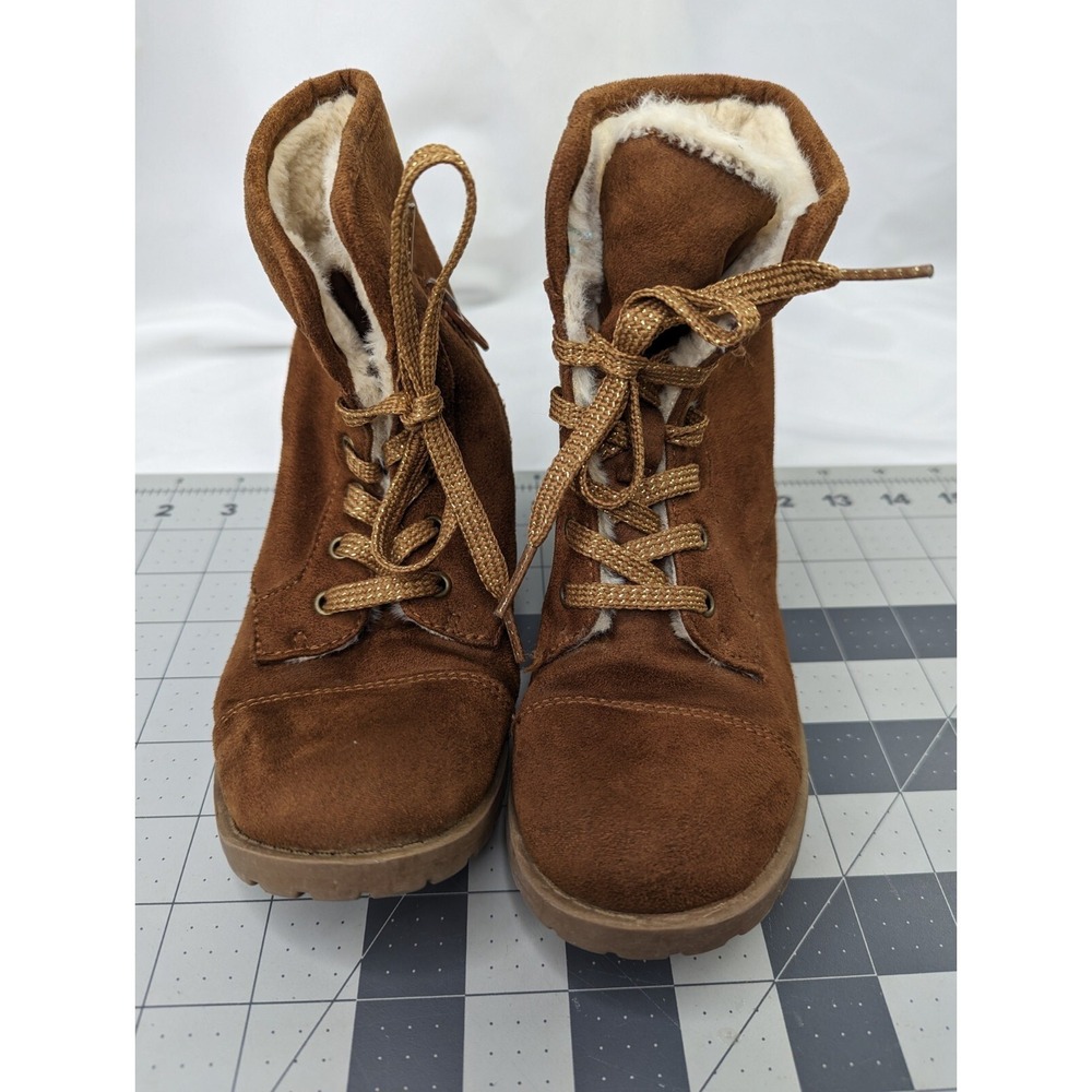 Makalu California‎ Kids Boots Sz 1